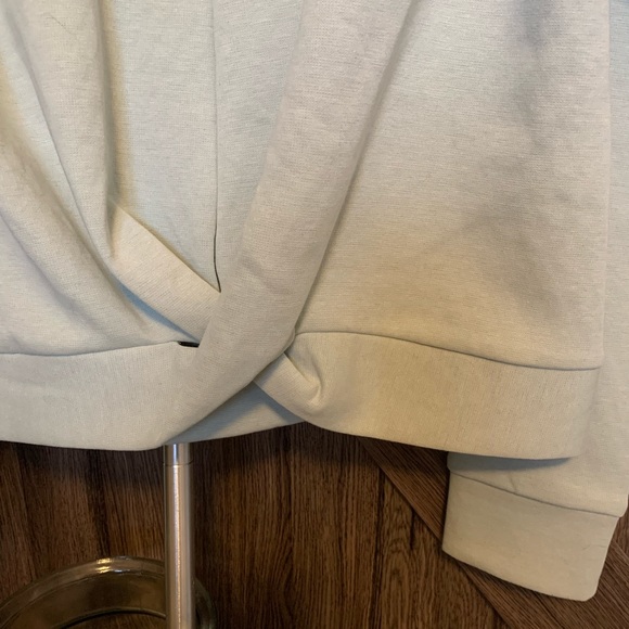 Under Armour Women’s Recovery Fleece Script Crewneck- Small - Picture 3 of 6